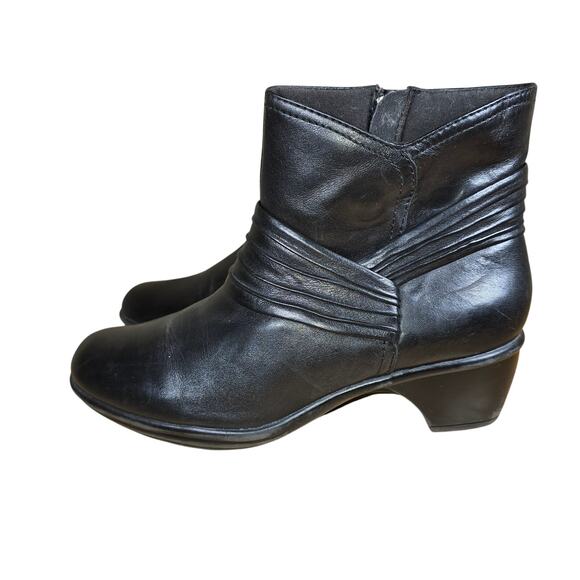 Clarks Bendables Ingalls Mood Black Leather Ankle Booties Boots Size 7.5 - Picture 3 of 7
